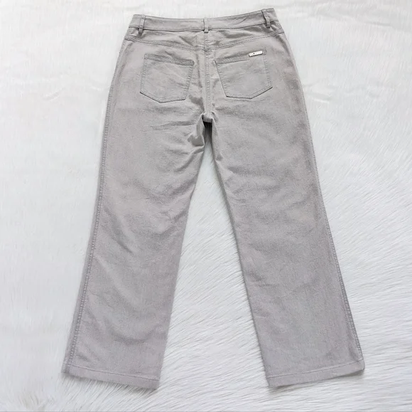 St. John Light Gray Straight Leg Cropped Jeans | Size 4 - Picture 9 of 9